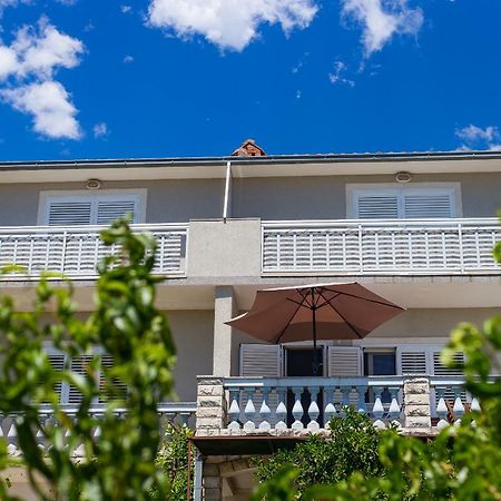 Apartments Rose تروغير المظهر الخارجي الصورة