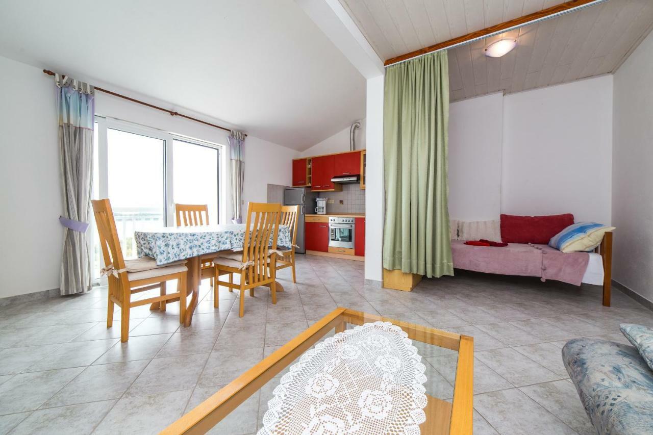Apartments Rose تروغير المظهر الخارجي الصورة