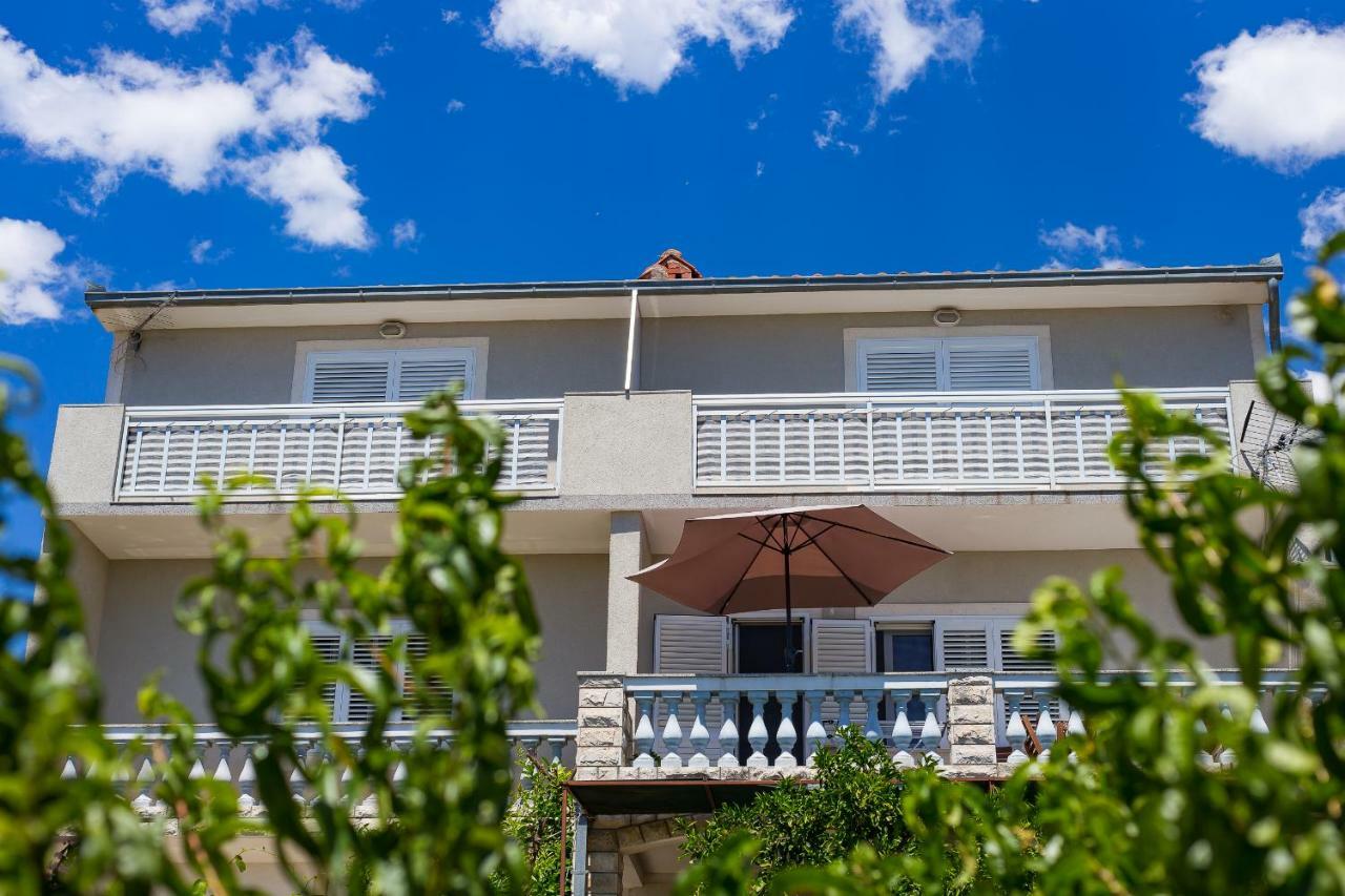 Apartments Rose تروغير المظهر الخارجي الصورة