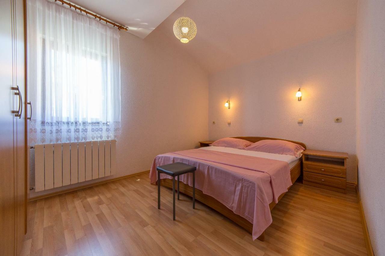 Apartments Rose تروغير المظهر الخارجي الصورة