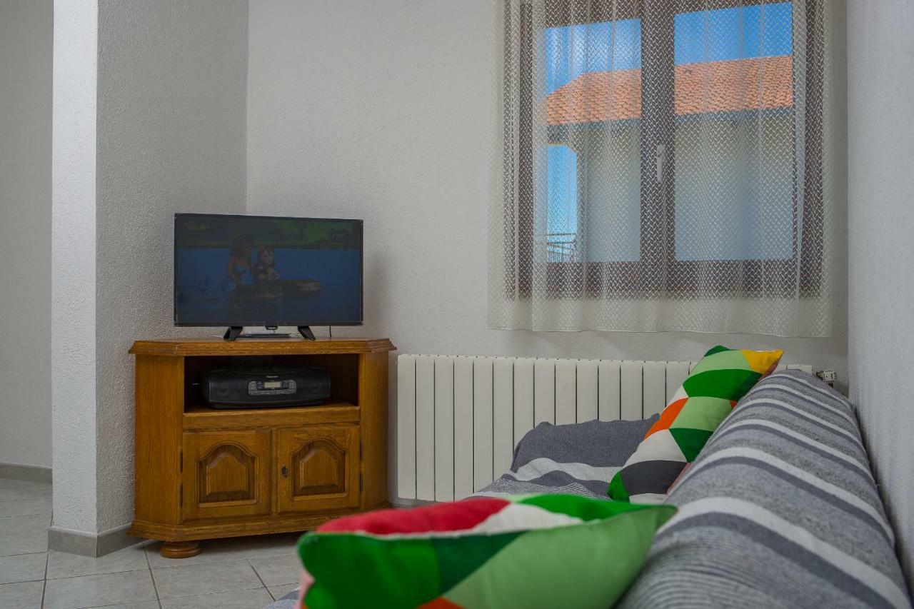 Apartments Rose تروغير المظهر الخارجي الصورة