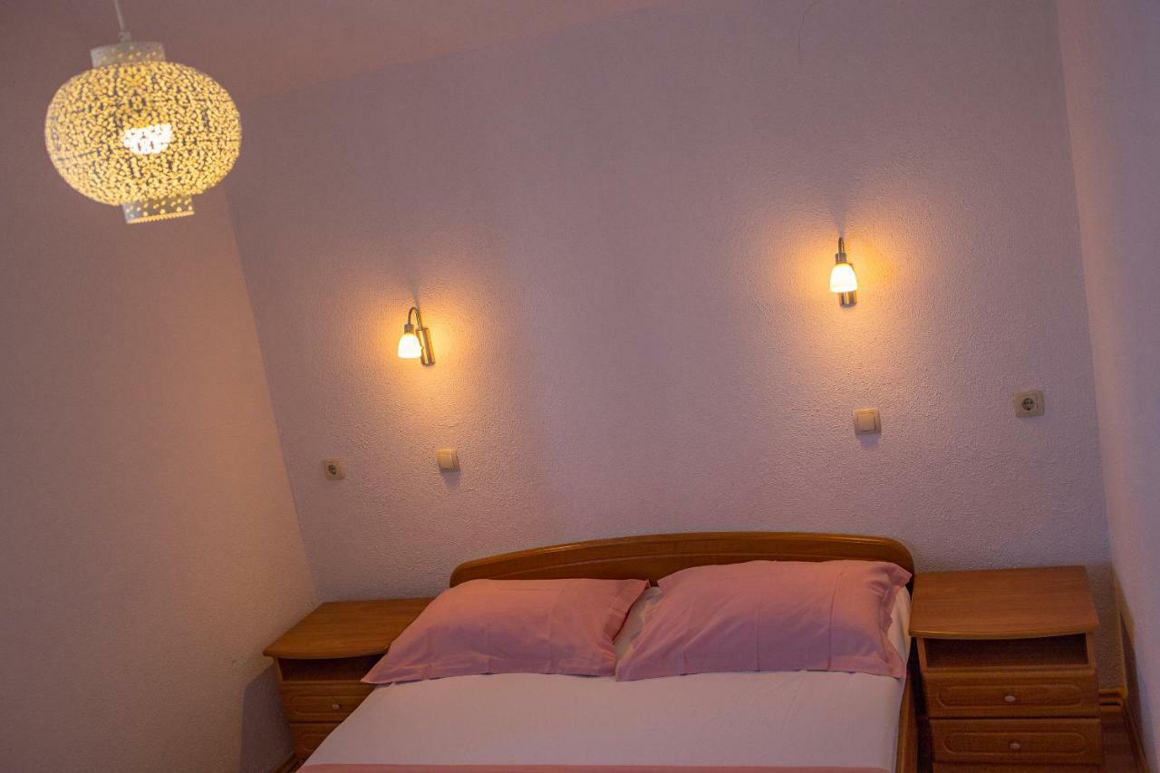 Apartments Rose تروغير المظهر الخارجي الصورة