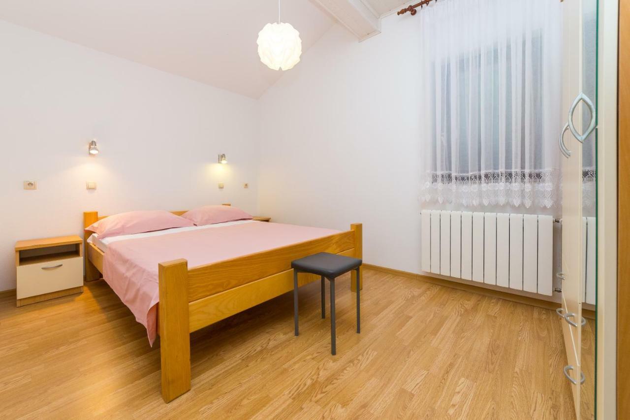 Apartments Rose تروغير المظهر الخارجي الصورة